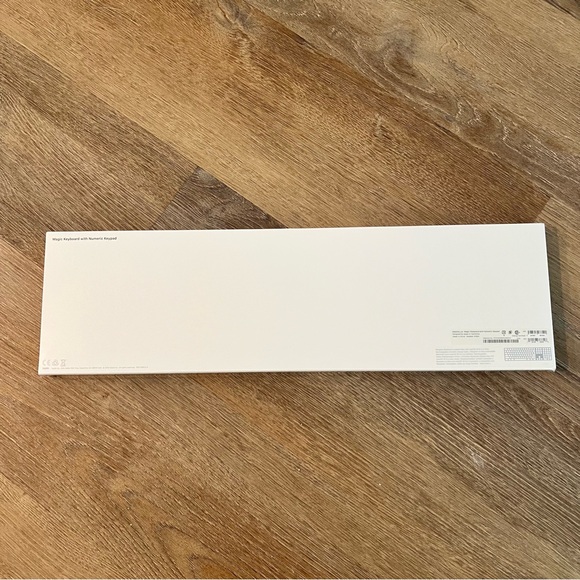 Apple Magic Keyboard - Picture 2 of 3